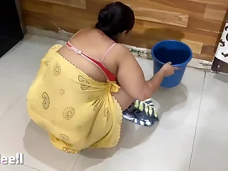 Schoolboy fucking Indian Maid XXX Hindi